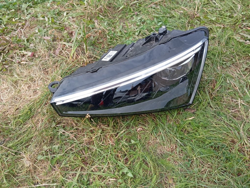 Lampa reflektor lewy przód Skoda Scala Full LED Oryginał Europa