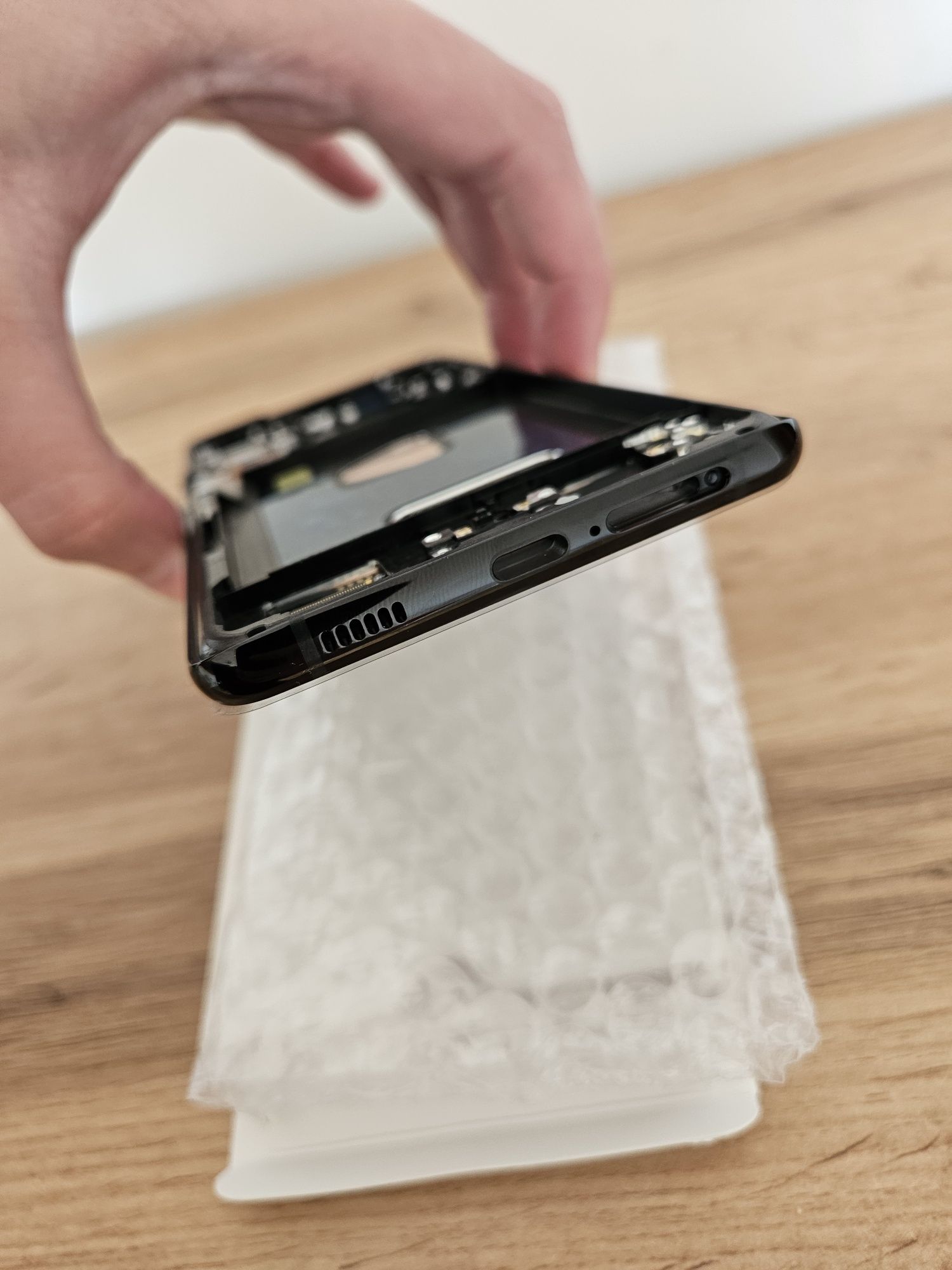 Новий дисплей екран з рамкою на Samsung s21 plus