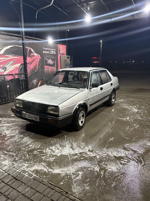 Volkswagen Jetta 2