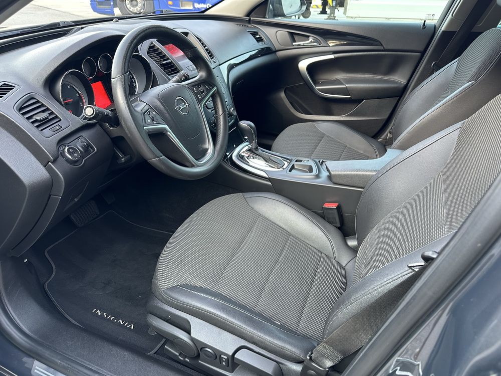 Opel Insignia 2.0 CDTi Auto Nacional