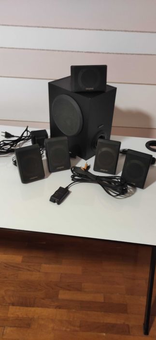 Conjunto creative 5.1