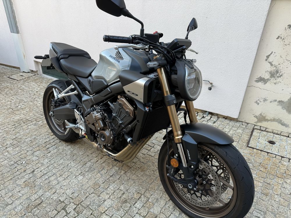 Honda CB650R E-Clutch