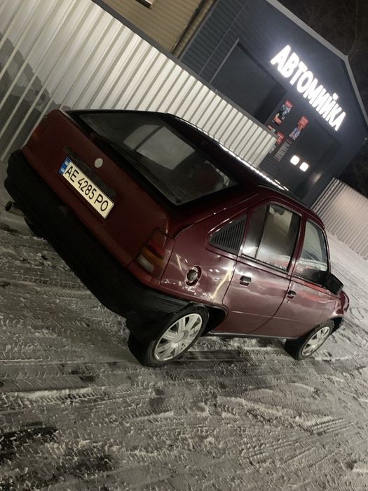 Продам опель кадет