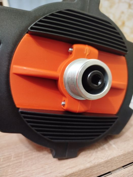 Глибокий вібратор для бетону Dingo