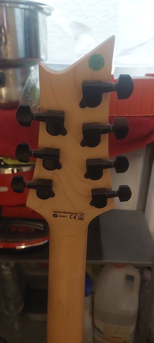 Guitarra Harley Benton 7 cordas