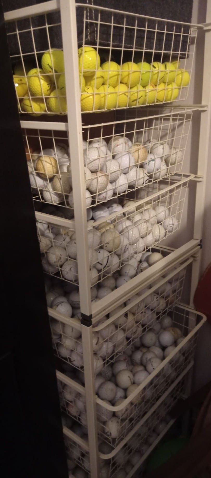 Bolas de golfe usadas em bom estado