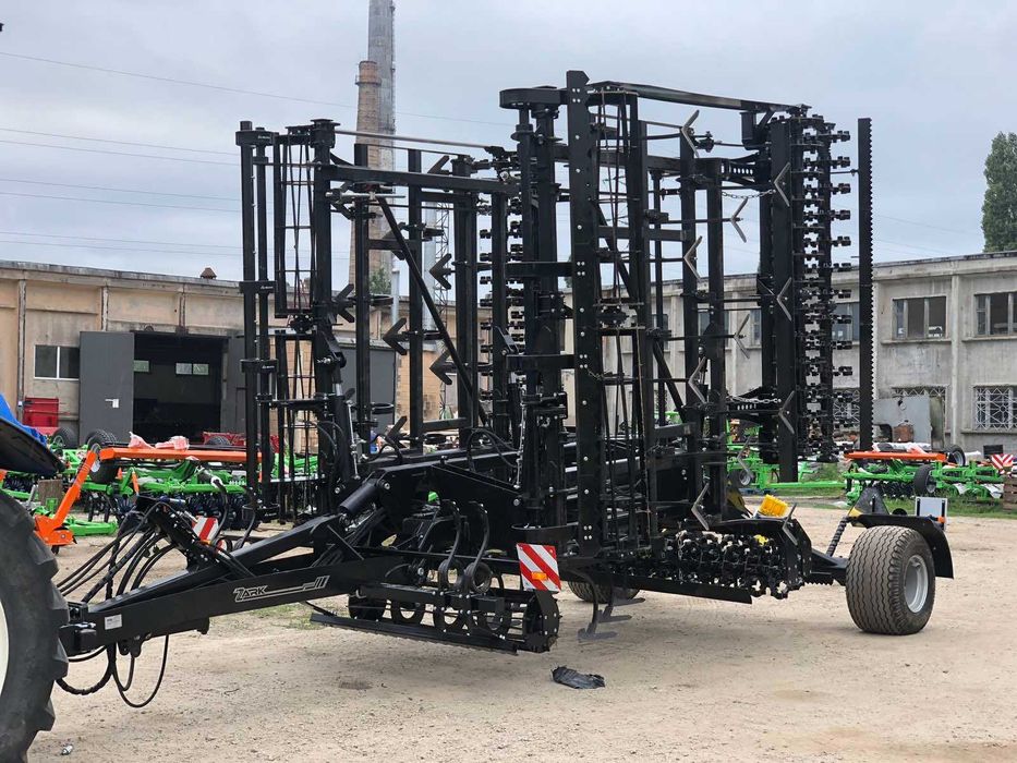 Компактор "AKRON" - 8 Європак культиватор Farmet Lemken Bednar  Unia