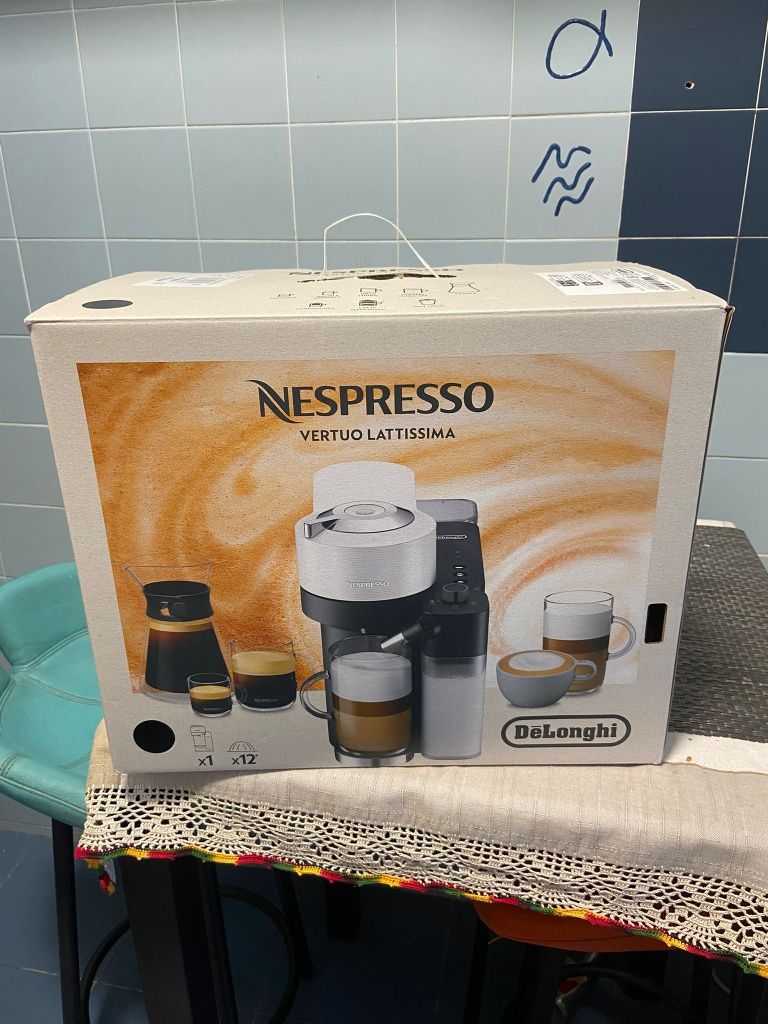 Nespresso vertuo lattissima