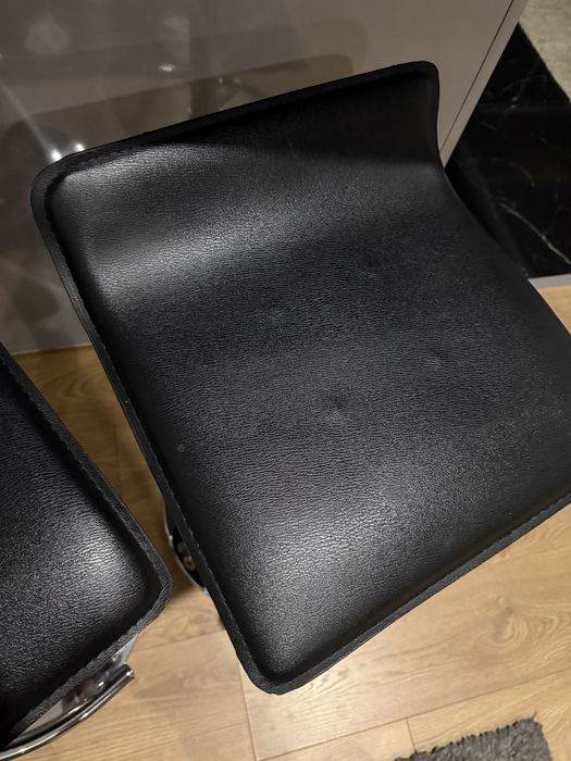 2 bancos de bar altos