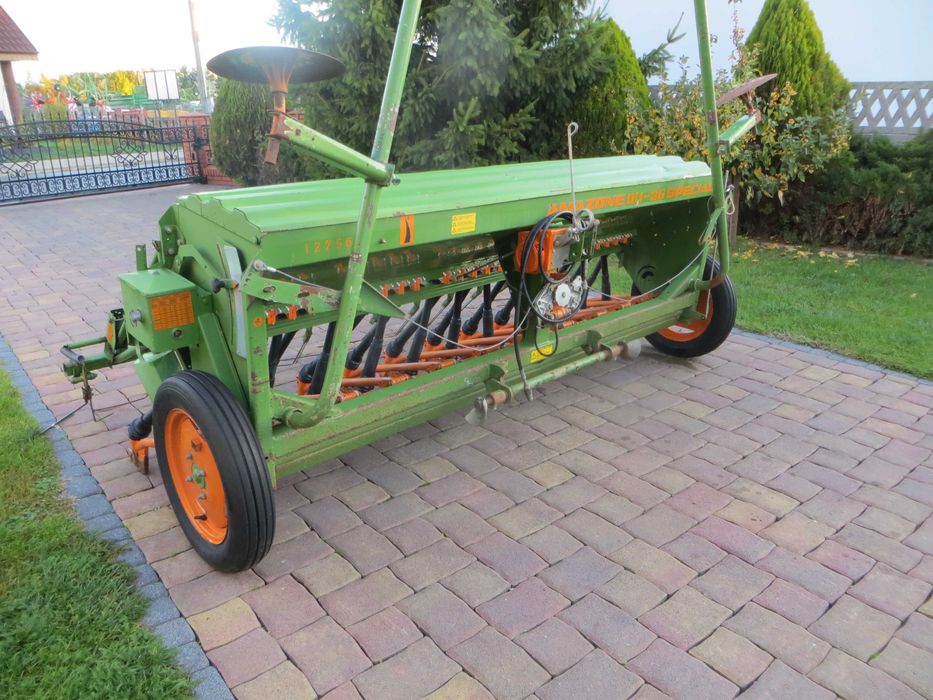 Siewnik Amazone D8-30 Special szer 3 m.