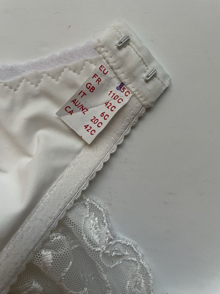 Білизна, бюст 85С, 80С, р. М, L, XL, Lauma Латвія