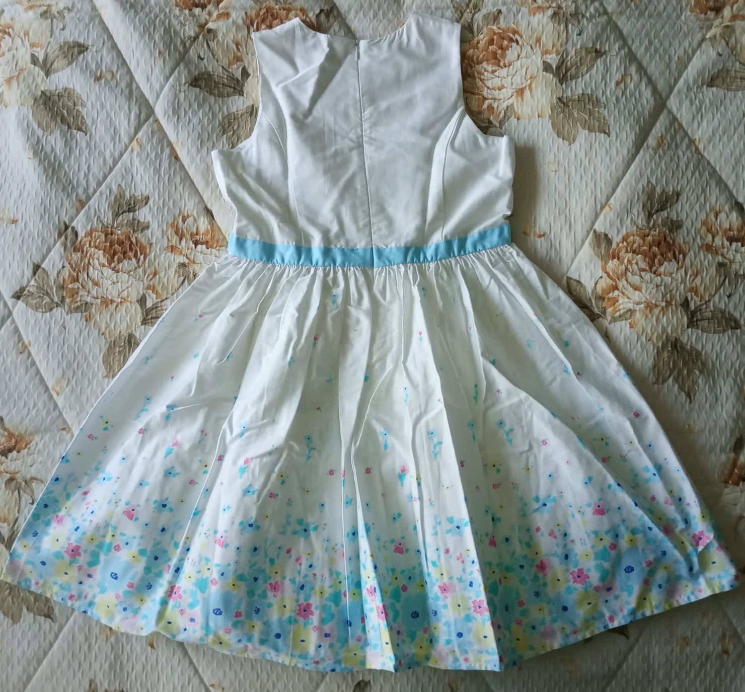 Sukienka OshKosh biała kwiaty floral suknia 146