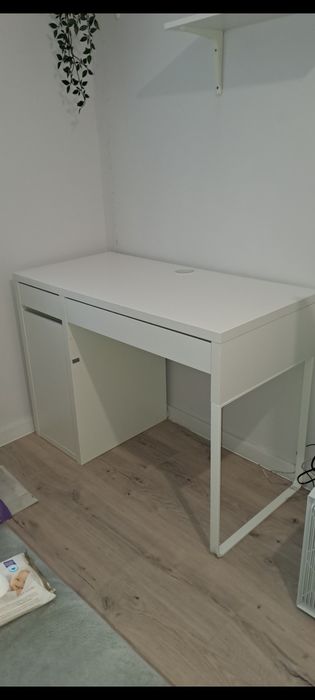 Biurko ikea białe Micke