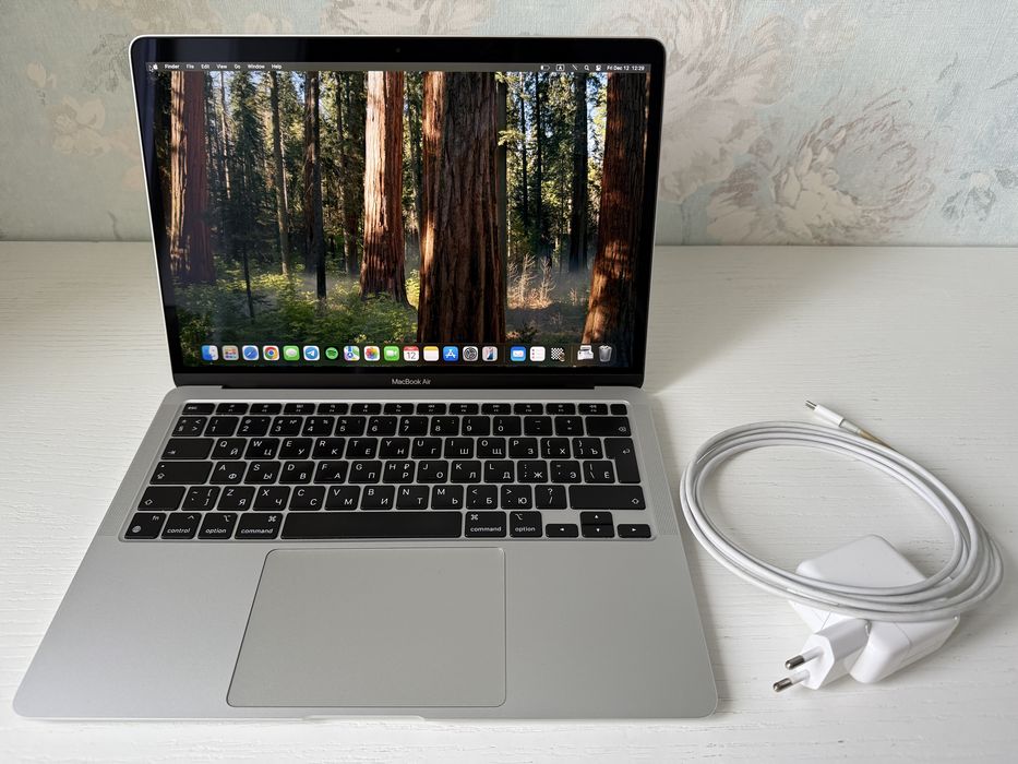 Apple MacBook Air 13" M1 8/256GB 2020 Silver [MGN93]