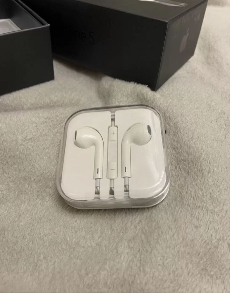 Наушники Apple EarPods 3.5 mm оригинальные новые