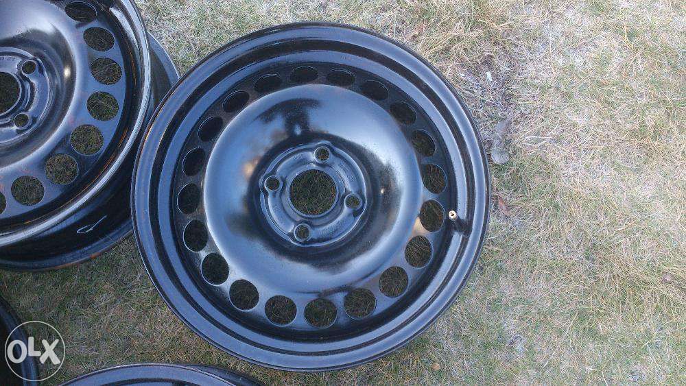 Felgi 15 4x100 Opel Corsa D Adam Meriva A Fiat Grande Punto Punto Evo