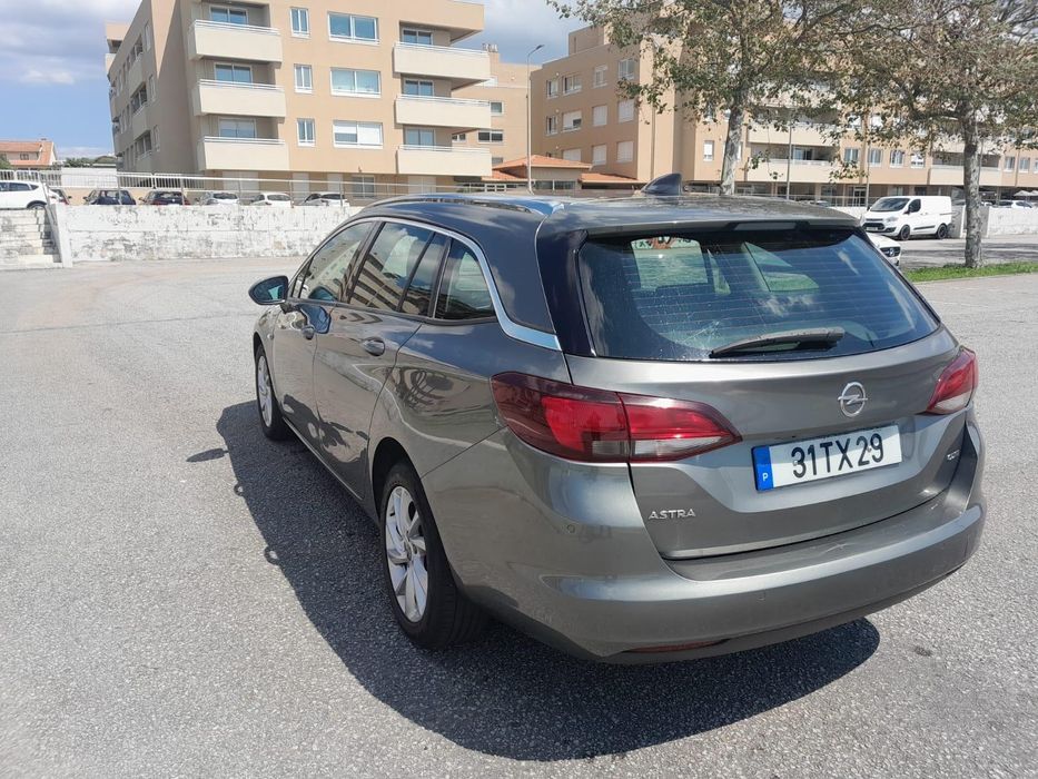 Vendo Astra opel Ano 2017