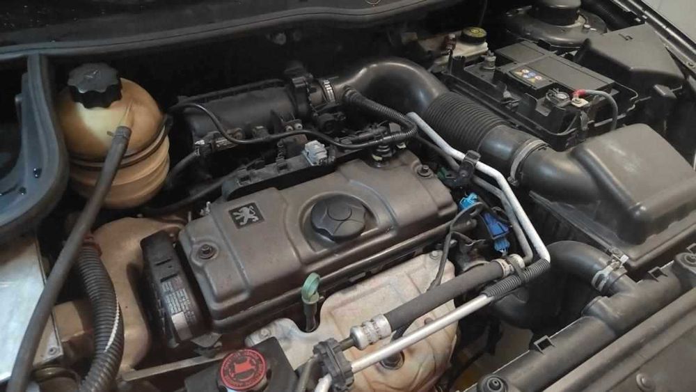 Peugeot 206 1.1cc Hatchback 5 portas de 2001 - Seguro e IUC baratos!