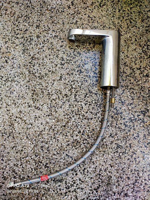 Lavatório de pousar