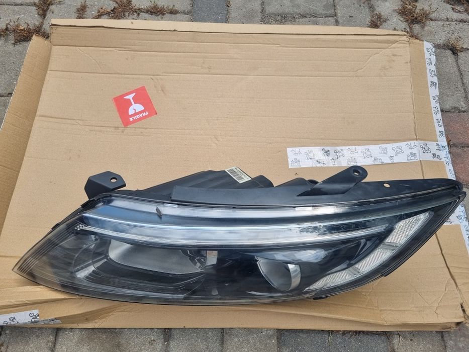Kia Optima 2010- 2014 rok Lampa Przednia Lewa