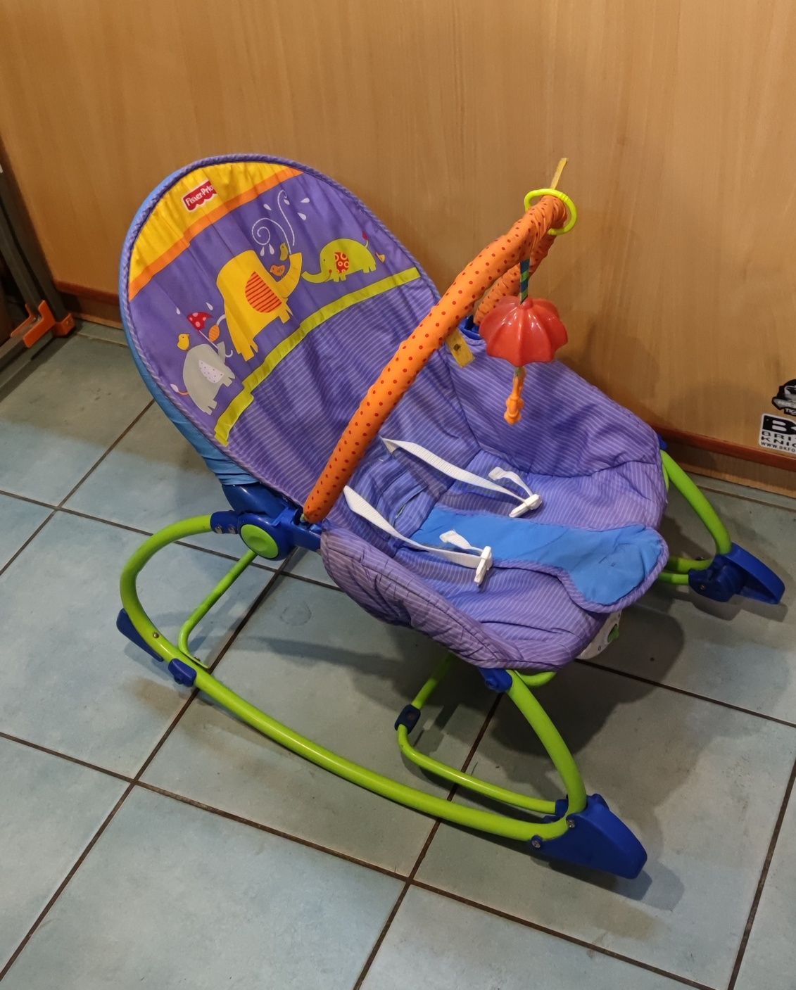 Bujak Fisher Price z wibracja huśtawka