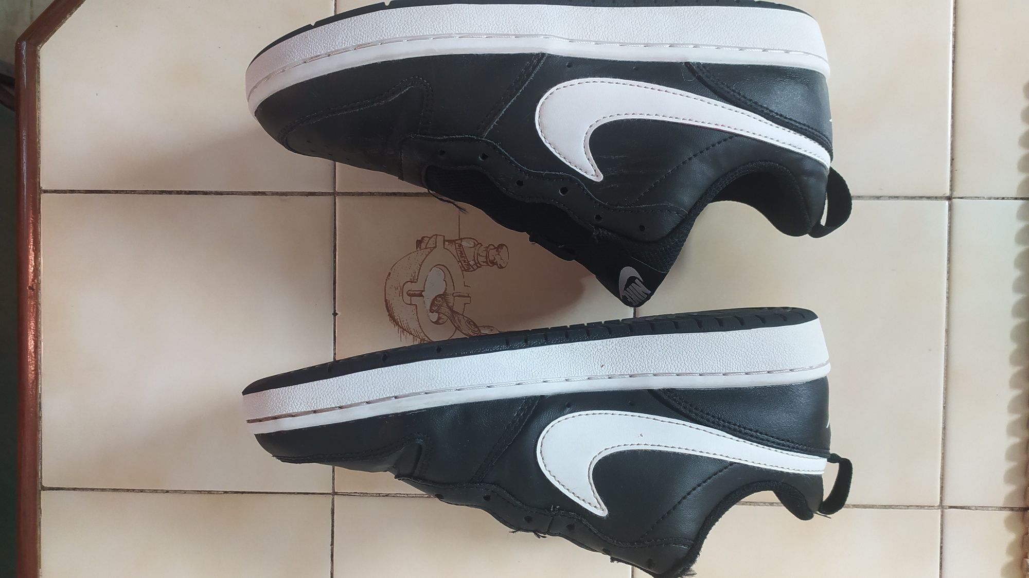 Tênis Nike preto 36.5