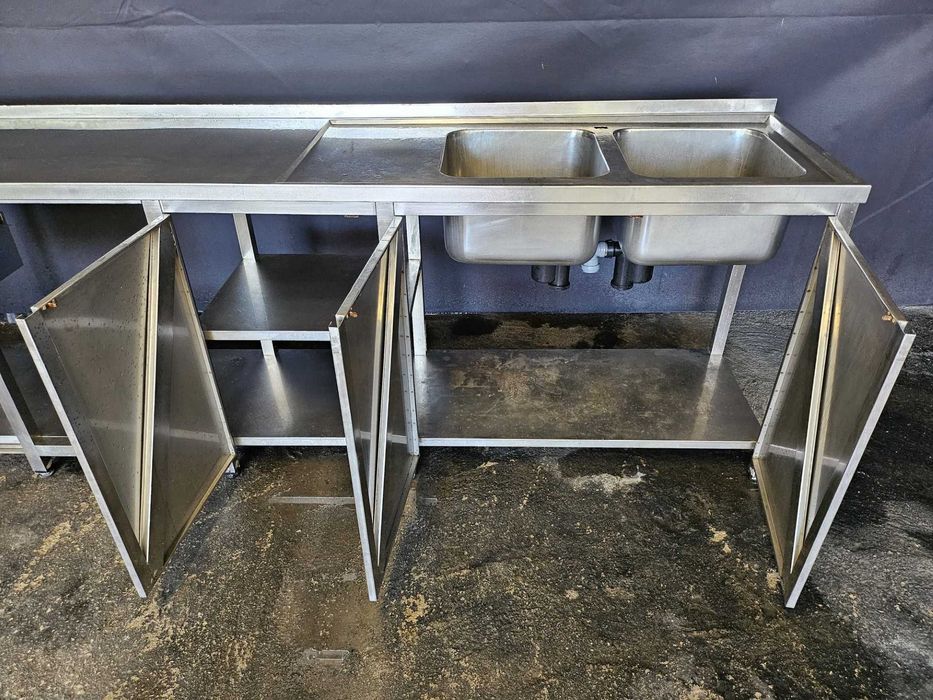 Bancada em inox com dois lava loiça