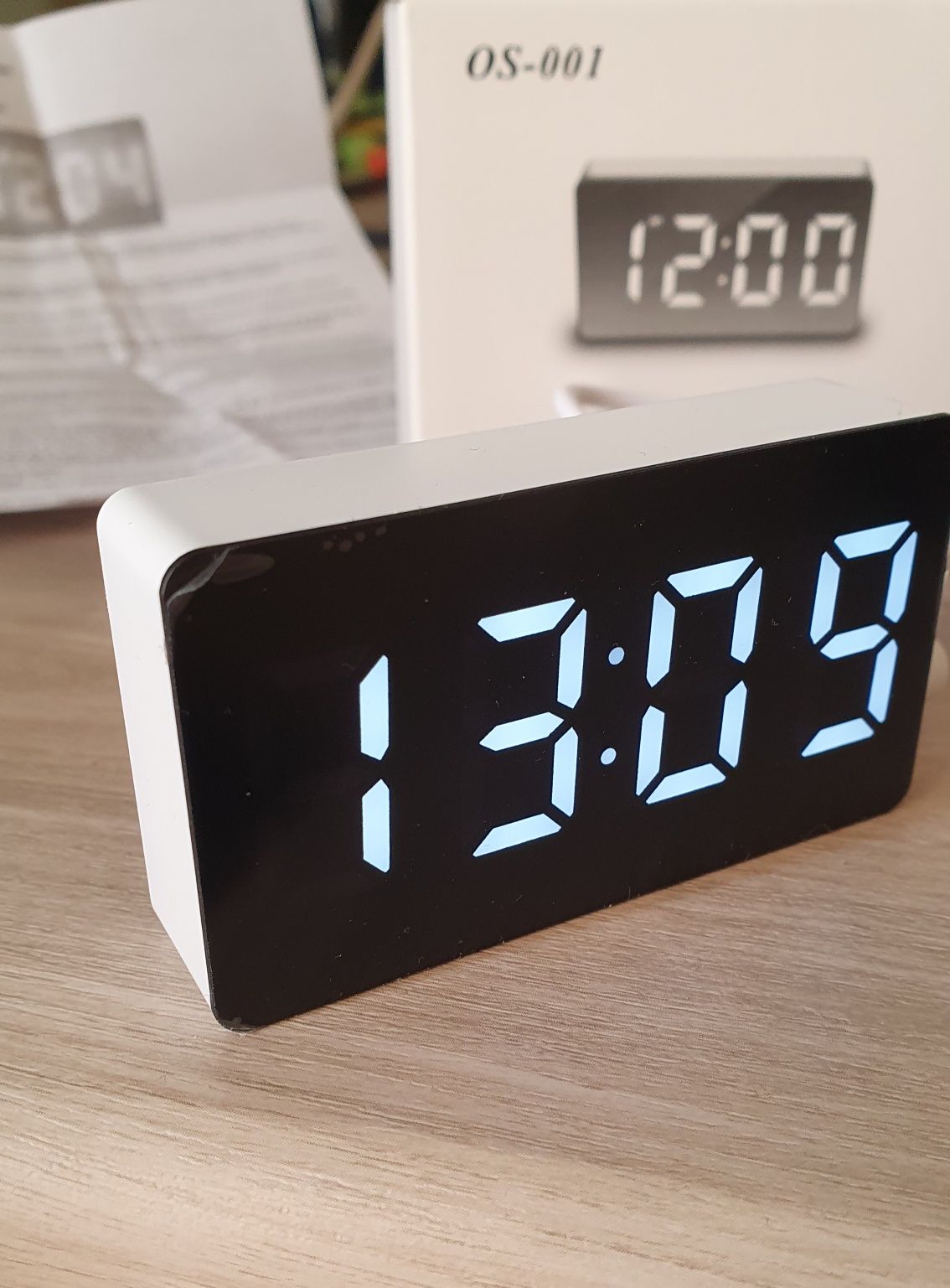 Годинник LED будильник таймер