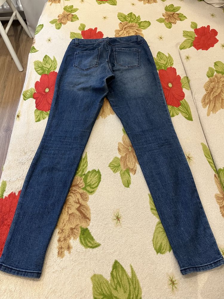 Dark blue skinny denim jeans/Ciemnoniebieskie obcisłe dżinsy