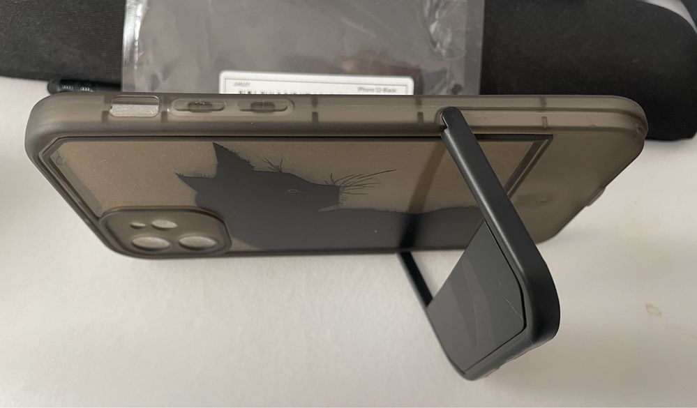 Etui plecki case na iPhone 12 z kotem