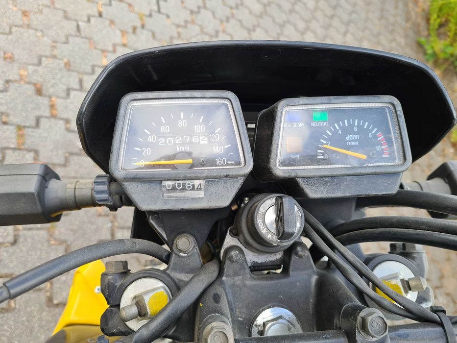 moto yamaya xt restaurada