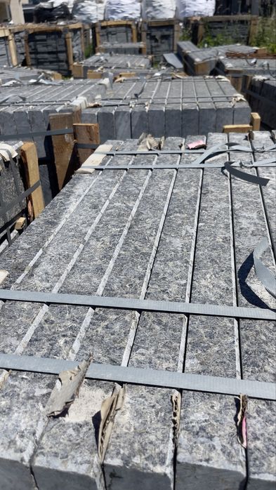 Продаж Гранітний камінь ПоРебрик Бордюр