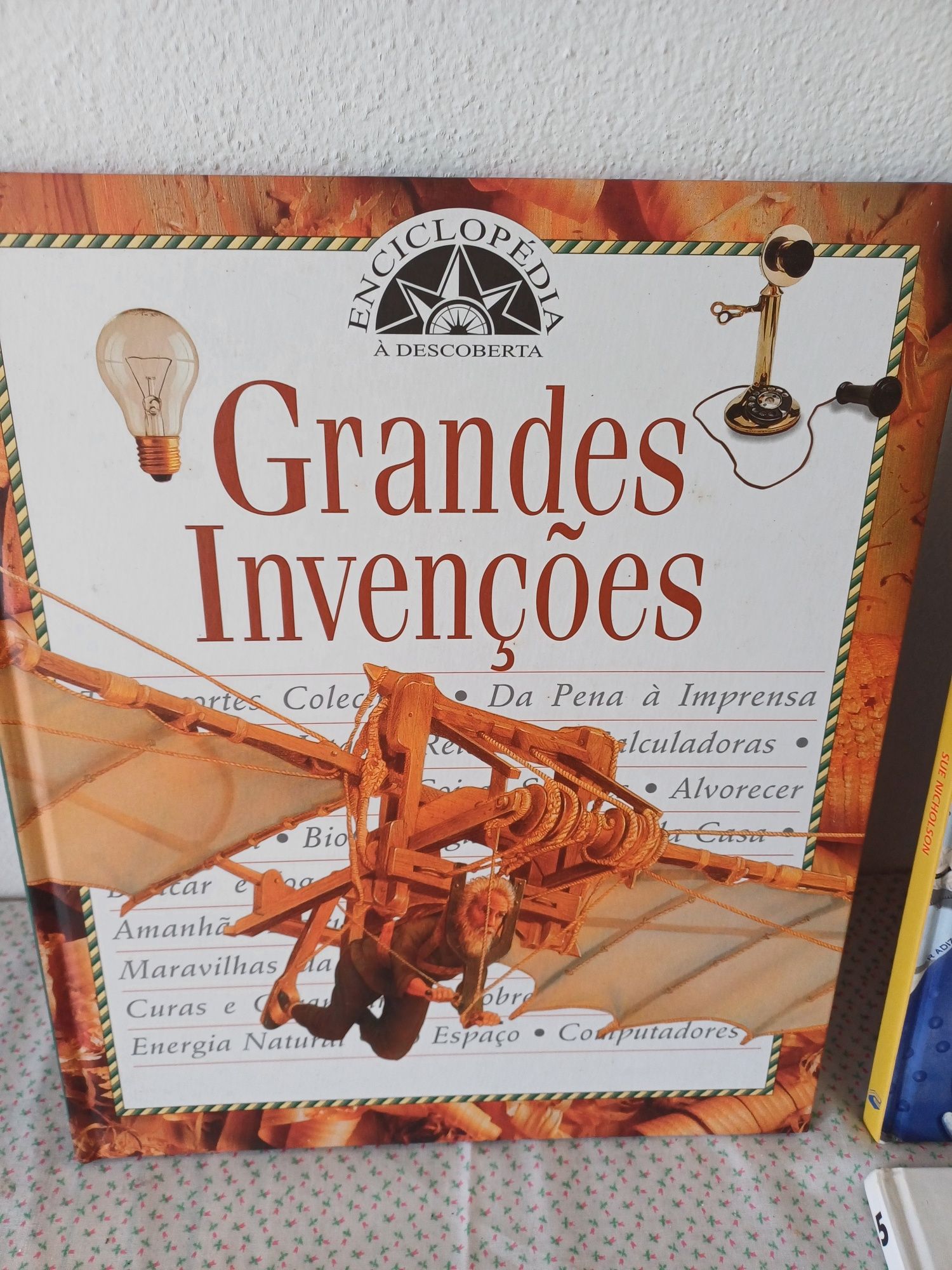 Livros como novos 1 euro cada.