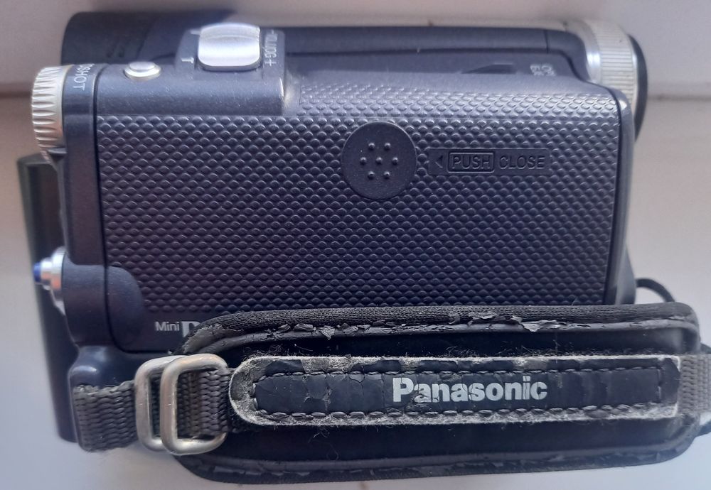 Відеокамера Panasonic