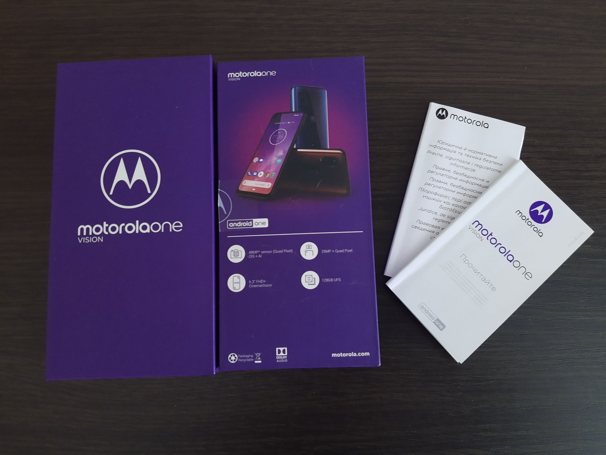 Продам Motorola One Vision 4/128GB Sapphire Blue  + Комплект