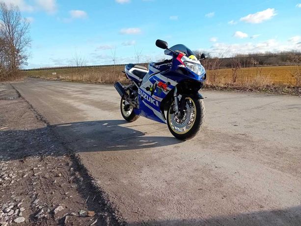 Suzuki GSX-R 750 K3