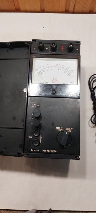 Мегаомметр Ф4102/2 (рабочий).