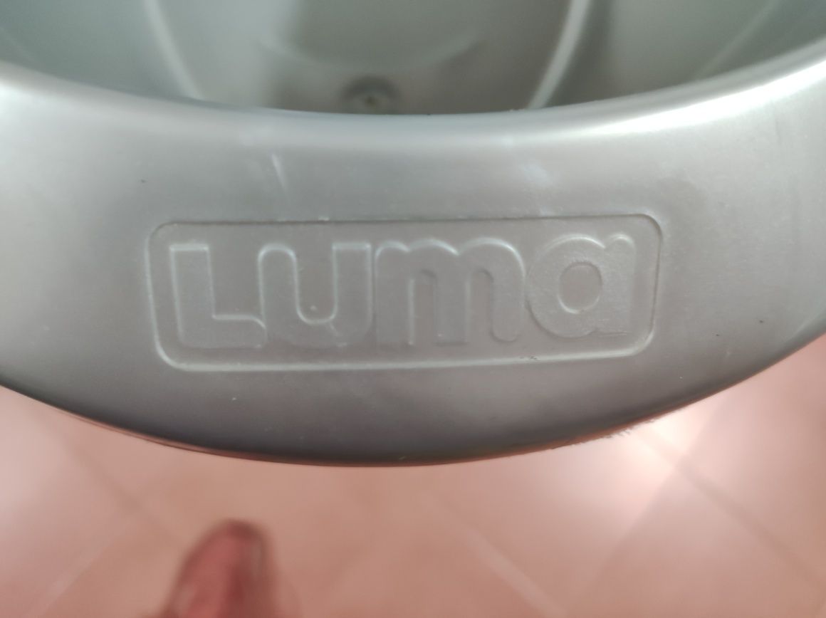 Banheira de bebé da marca Luma