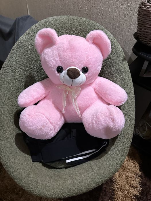 Рожевий мʼякий ведмедик