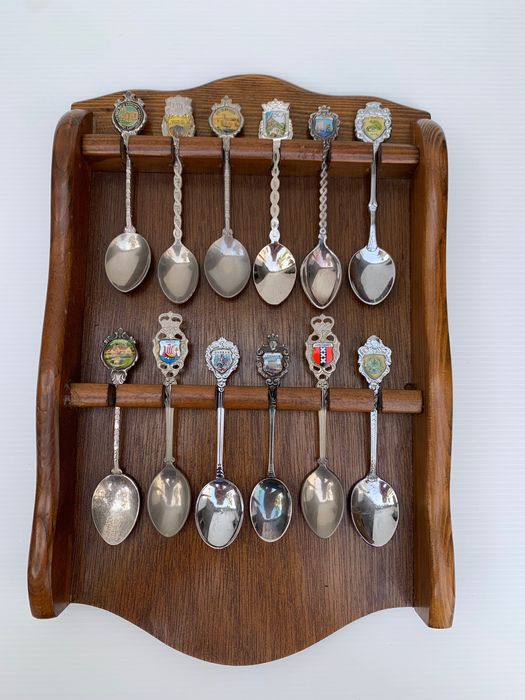 Colheres de coleção com expositor