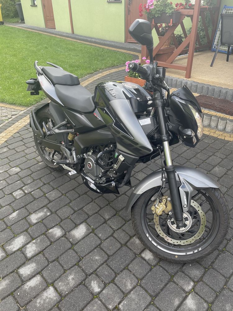 Bajaj Pulsar NS200