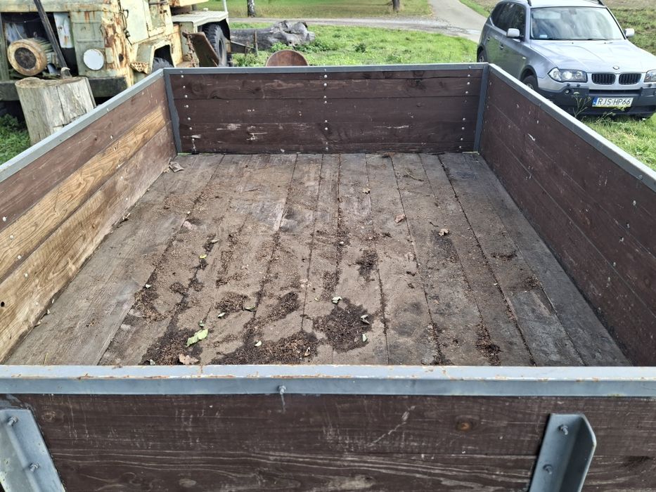 Przyczepka do ciagnika