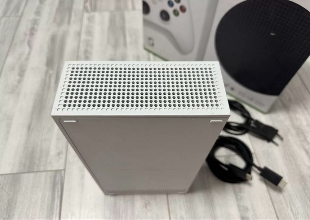 Xbox series s + ігри