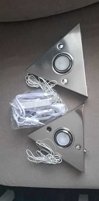 Lampa halogeny .