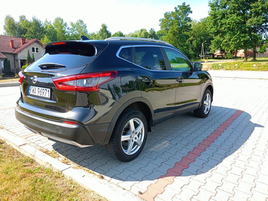 Nissan Qashqai 1,6 ,Panorama, Kamery 360, ful LED, przebieg 62 tys