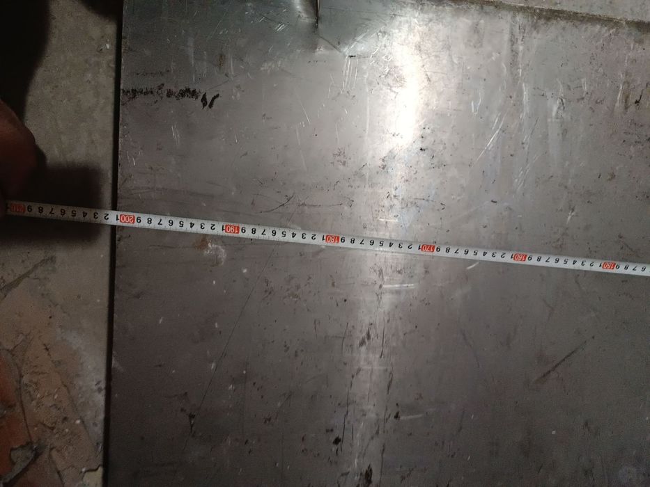 Лист з нержавіючої сталі 2м./1м. та алюмінію 1,86м./1,2м. для вуликів