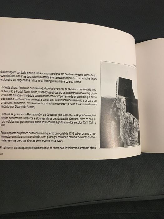 O Recinto Amuralhado de Évora / Museu de Mértola