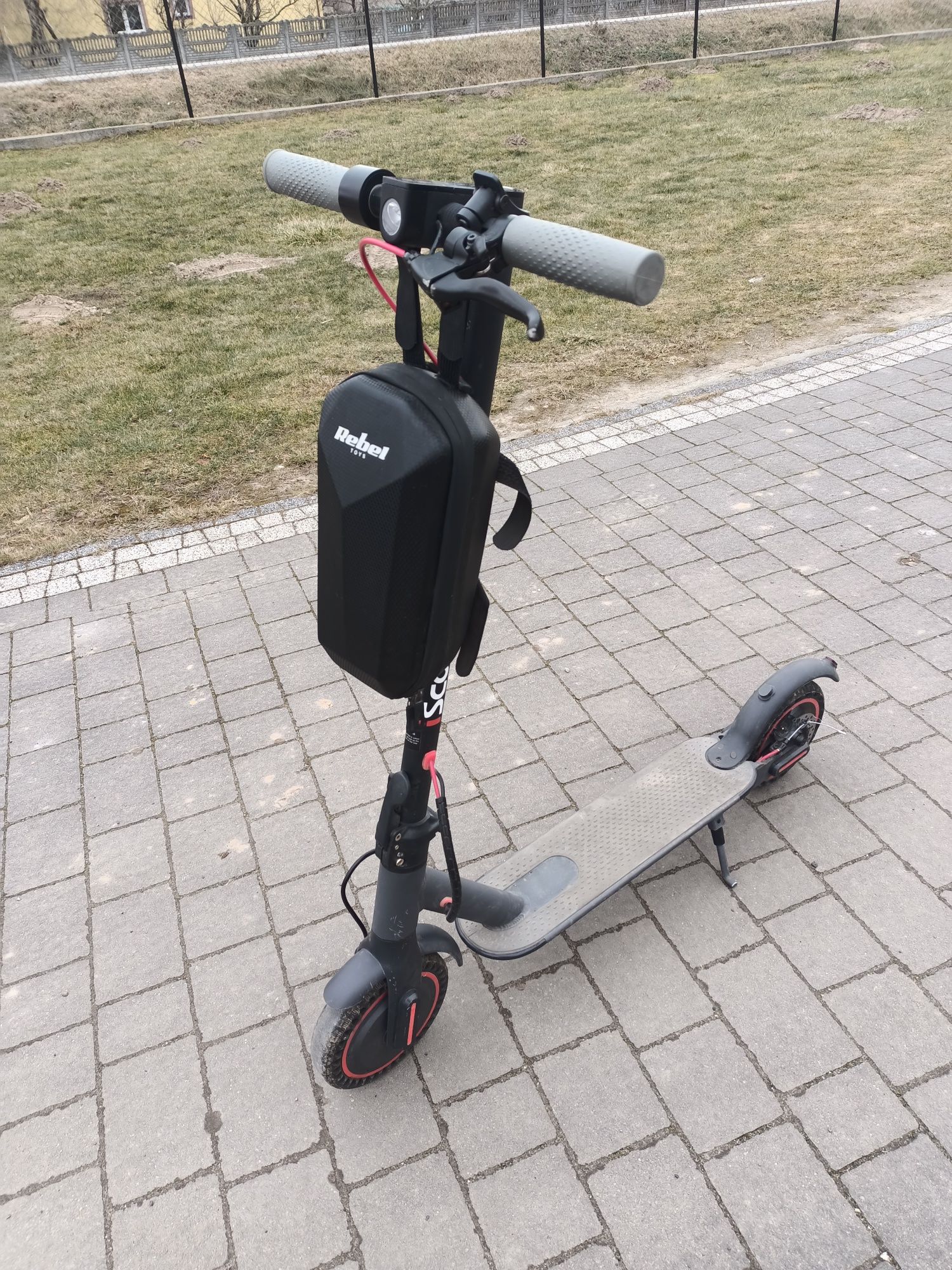 Hulajnoga elektryczna