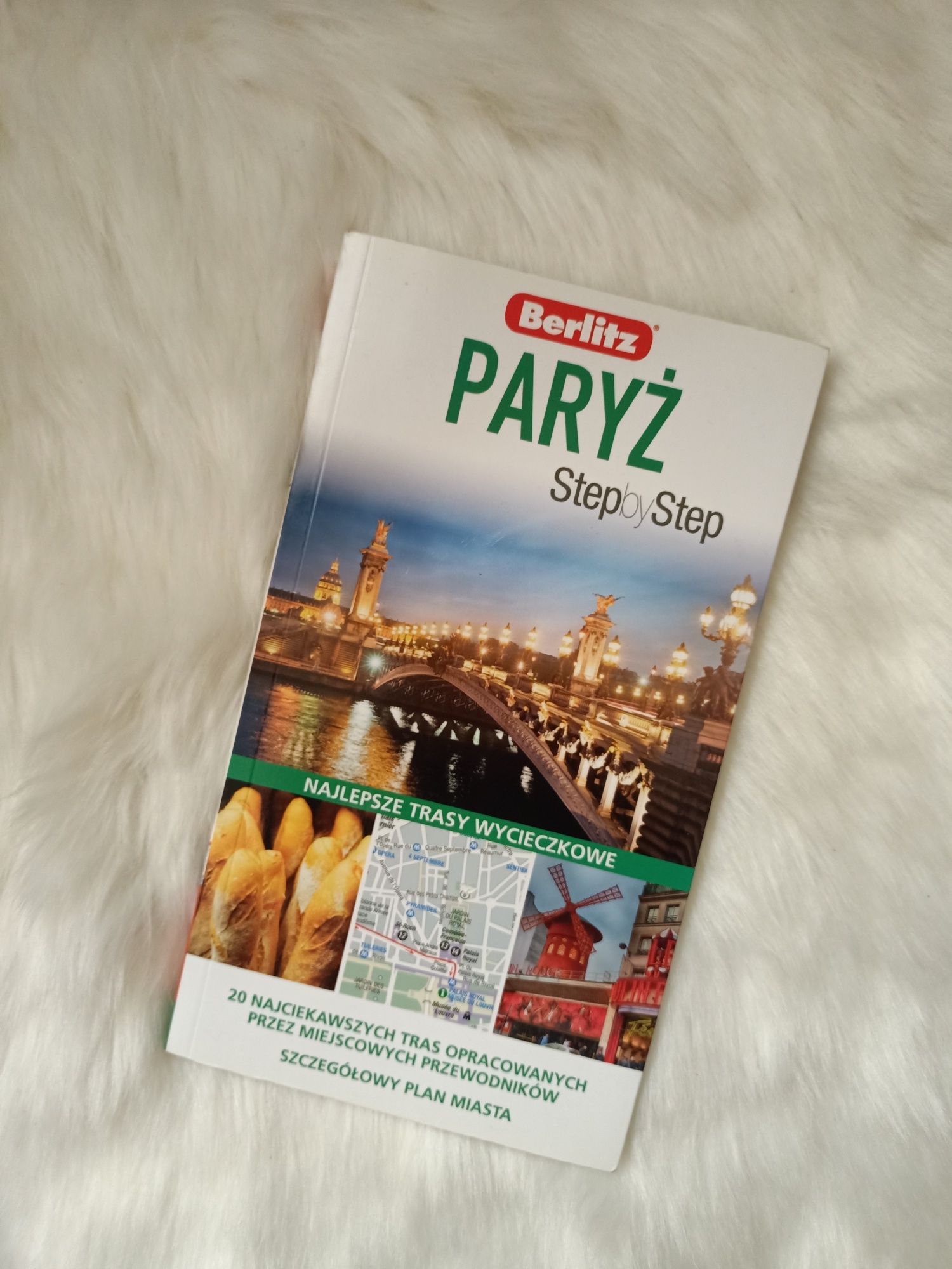 Przewodnik po Paryżu Paryż step by step z mapą Berlitz