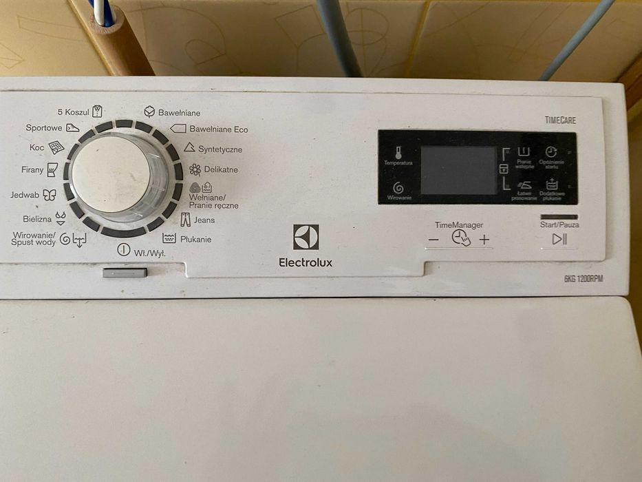 Pralka electrolux 1200 rpm 6 kg EWT1266ESW